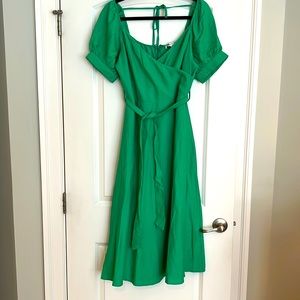 Kelly Green Midi dress